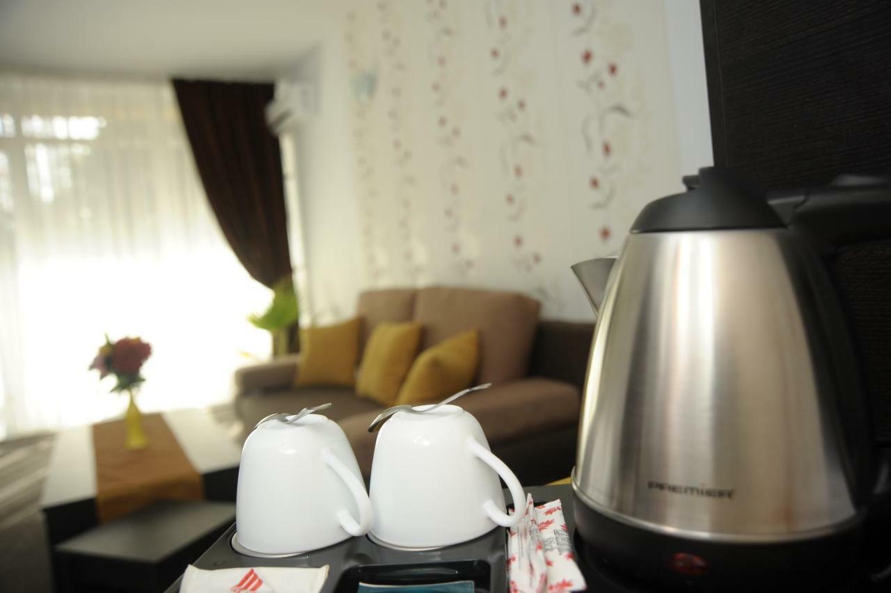 Hotel Pinguin エフォリエ・ノルド エクステリア 写真